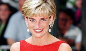 All'asta a peso d'oro gli abiti della principessa Diana