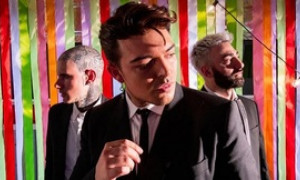 The Kolors, una nuova versione di 'Italodisco' in inglese. Ecco come cambia il testo