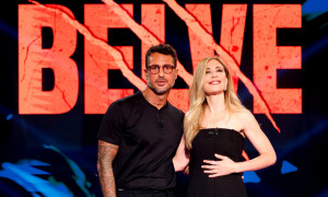 Fabrizio Corona e il plateale ritorno nelle scene al programma Belve