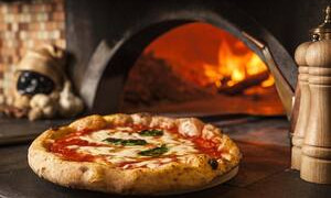 Pizza, &quot;Tre spicchi&quot; del Gambero Rosso per le pizzerie di Cagliari, Sassari e Tempio