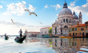 La crisi climatica minaccia il turismo: Maldive e Venezia a rischio di sommersione entro il 2050