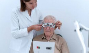 Controlli e occhiali gratis: gli studenti di istituto di ottica aiutano chi &egrave; in difficolt&agrave;