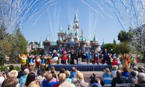 Buon compleanno Disney: l&rsquo;azienda festeggia un secolo di attivit&agrave;
