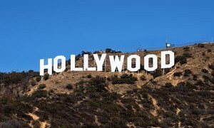 Sciopero di Hollywood: da George Clooney a Scarlett Johansson. Ecco l'intervento delle star