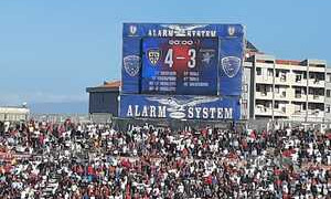 Pazzo Cagliari: da 0-3 a 4-3, la prima vittoria in A &egrave; al cardiopalma