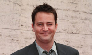 &Egrave; morto Matthew Perry, il volto di Chandler della sitcom Friends
