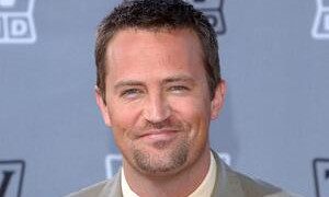 Rapina, omicidio o incidente? La morte di Matthew Perry si fa sempre pi&ugrave; misteriosa