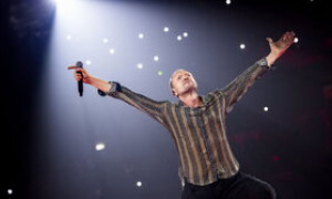 Tanti auguri a Biagio Antonacci, il cantante compie 60 anni