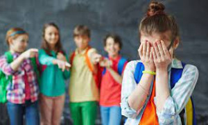 Violenza nelle scuole: MySecretCase raccoglie le testimonianze di 13500 giovani