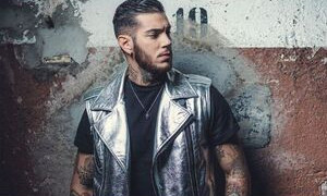 Capodanno: annullato il concerto di Emis Killa a Ladispoli per un brano del 2016