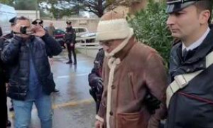 Messina Denaro, arrestata la figlia dell'amante del boss: &quot;Nascondeva pizzini nel passeggino&quot;