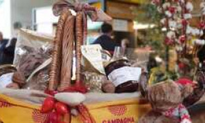 Natale: 28 mln di italiani nei mercatini a caccia di regali