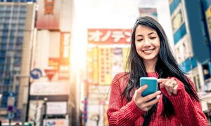 Giappone, la fobia dei giovani di parlare al telefono, sono il 72%