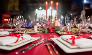 Natale, si festeggia in ristorante