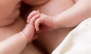 A Spalato due gemelline nate una nel 2023 l'altra nel 2024