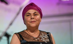 "Dare la Vita": Il Manifesto Rivoluzionario di Michela Murgia sulla Maternit&agrave; e Famiglie