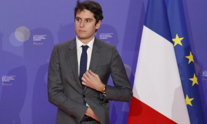 Gabriel Attal &egrave; il pi&ugrave; giovane primo ministro della storia della Quinta Repubblica francese