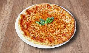 Giornata mondiale della pizza, i sardi spendono 79 milioni di euro all'anno per mangiarla