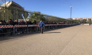 Migliaia di tifosi a salutare Gigi Riva