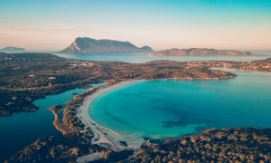 Sardegna &ldquo;Hos trend di viaggi 2023&rdquo;: decolla l'autunno in Sardegna ma estate sotto tono
