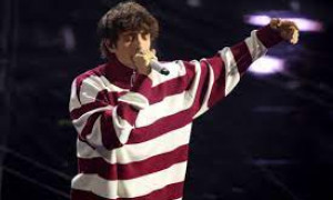 Sangiovanni stop alla musica: "Non sono felice"