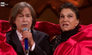 Angela Brambati dei Ricchi e Poveri fa il suo debutto da modella