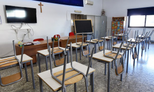 Studenti che aggrediscono professori rischiano multe fino a 10mila euro