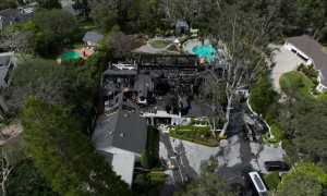 Distrutta da un incendio la villa di Cara Delevingne, &laquo;Ho il cuore spezzato&raquo;