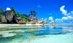 Quali sono le spiagge con le acque pi&ugrave; azzurre al mondo? La lista delle 30 pi&ugrave; belle
