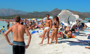 Boom di prenotazioni per l'estate 2024 in Sardegna: +35% rispetto al 2023