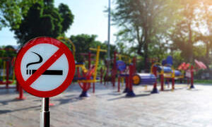 Milano, dal 2025 vietato fumare all'aperto: una svolta contro l'inquinamento