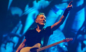 Bruce Springsteen, rinviati i concerti a Milano per problemi alle corde vocali