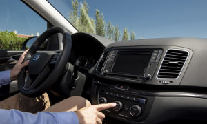 Aria condizionata in auto, multe fino a 444 Euro. Ecco quando si rischia