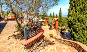 In vendita la villa all'Argentario di Raffaella Carr&agrave;, la trattativa &egrave; riservata