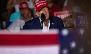 Meta rimuove restrizioni ai profili Facebook e Instagram di Donald Trump