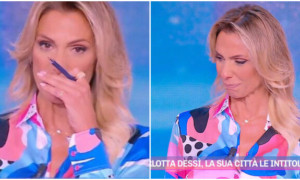 Simona Branchetti ricorda la giornalista sarda Carlotta Dess&igrave; e si commuove in diretta