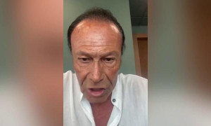 Spagna, sito usa per errore la foto di Guzzanti al posto di Venditti