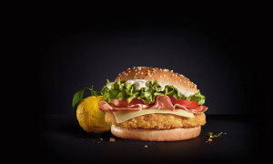 Nei McDonald's di tutta Italia il McChicken Gustoso al Pecorino Romano