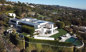 In vendita la tenuta dei&nbsp;Pritzker&nbsp;a&nbsp;Beverly Hills: &ldquo;Pu&ograve; diventare la pi&ugrave; costosa della storia Usa&rdquo;