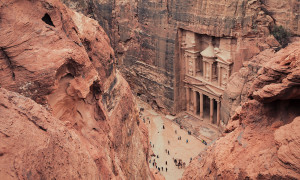 Petra, scoperta una tomba di almeno 2mila anni sotto un sito del film Indiana Jones