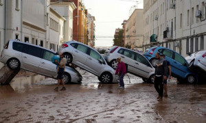 Alluvione,  il bilancio sale a 211 vittime. Donna salvata dopo 3 giorni in auto