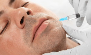 Chirurgia estetica, gli uomini spendono pi&ugrave; delle donne