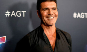 Simon Cowell: &ldquo;Nel mio testamento 24 milioni di euro in beneficenza per i canili&rdquo;