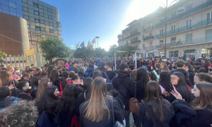 Quartu, una marea studentesca per dire no alla violenza contro le donne