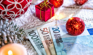 Natale, rincari fino al 300% in alcuni settori&nbsp;