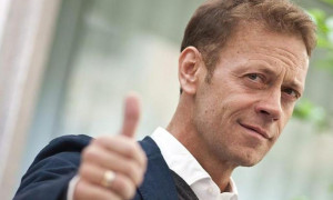 Rocco Siffredi in Sardegna: &ldquo;In ospedale ho trovato dipendenti fantastici&rdquo;