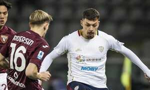Doppio Adams e per il Cagliari &egrave; notte fonda: i granata vincono 2-0
