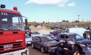 Terremoti a Santorini, migliaia di persone in fuga dall&rsquo;isola, scuole chiuse fino a venerd&igrave;