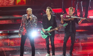 I Duran Duran conquistano Sanremo, ecco la terza serata tra verdetti e nuove esibizioni