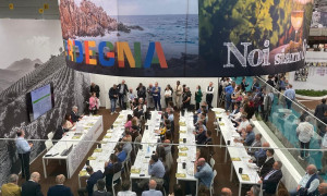 Vinitaly 2025: la Sardegna si racconta attraverso i suoi vini, tra tradizione, identit&agrave; e futuro